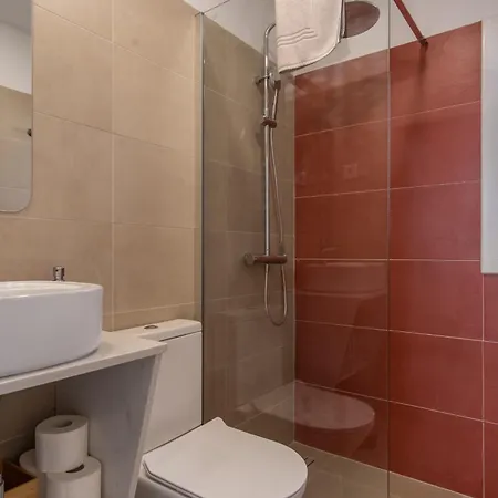 Lv Premier La2 Pool, Ac, Garden, Sea View